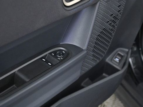 Certified 2025 MINI Cooper S image 18