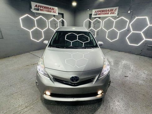 Used 2012 Toyota Prius V Five FWD image 9