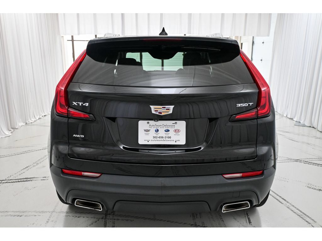 Used 2020 Cadillac XT4 Luxury w/ Cold Weather Package AWD/4WD image 6
