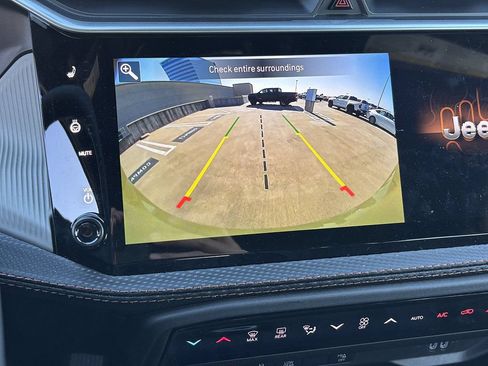 New 2026 Jeep Cherokee Limited AWD/4WD image 17