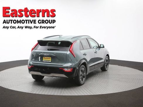 Used 2023 Kia Niro Wind w/ Wind Preserve Package FWD image 38