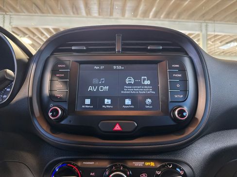 Certified 2021 Kia Soul LX FWD image 19