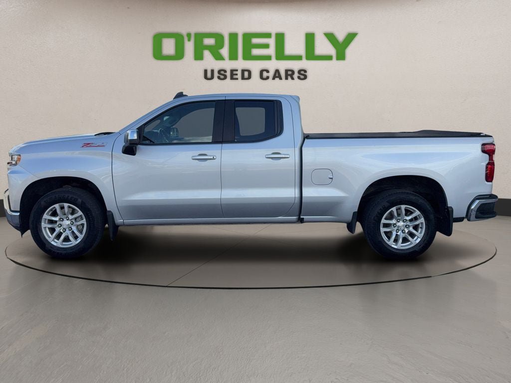 Used 2019 Chevrolet Silverado 1500 LT w/ All-Star Edition AWD/4WD image 3