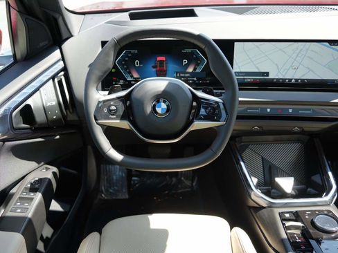 Used 2025 BMW X3 xDrive30 AWD/4WD image 9