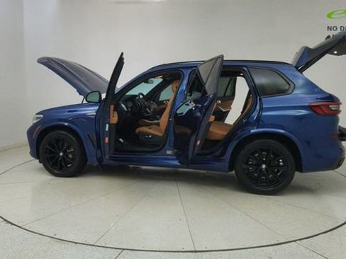 Used 2023 BMW X5 xDrive40i w/ M Sport Package AWD/4WD image 73