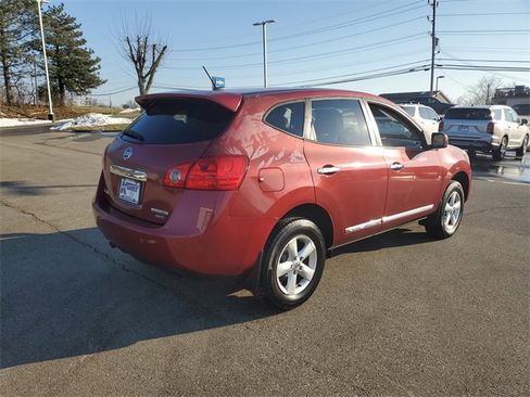 Used 2013 Nissan Rogue S w/ Special Edition Pkg image 4