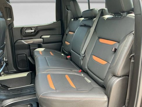 Used 2021 GMC Sierra 1500 AT4 w/ AT4 Value Package AWD/4WD image 14