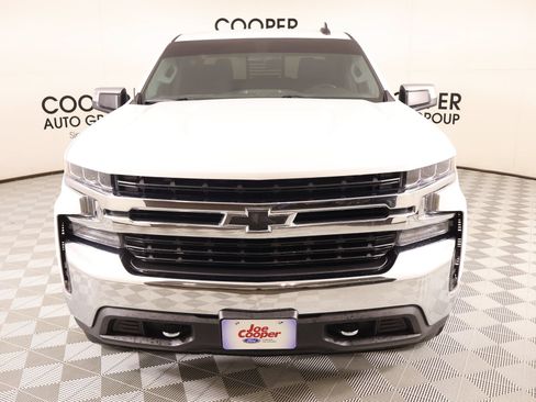 Used 2020 Chevrolet Silverado 1500 LT w/ Texas Edition AWD/4WD image 9