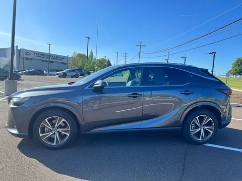 Used 2025 Lexus RX 350 Premium w/ Accessory Package AWD/4WD image 2