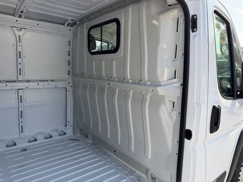 New 2026 RAM ProMaster 1500 w/ Convenience Group FWD image 24