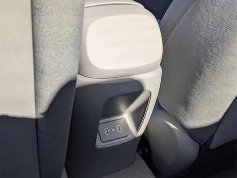 Certified 2026 Hyundai Elantra Sport image 19