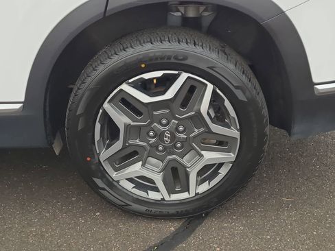 Used 2023 Hyundai Santa Fe SEL Convenience image 16