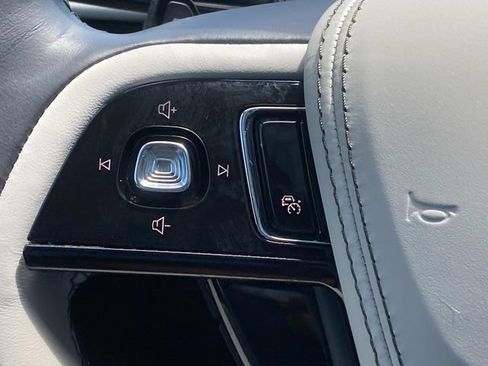 New 2026 Lincoln Aviator 2WD image 16