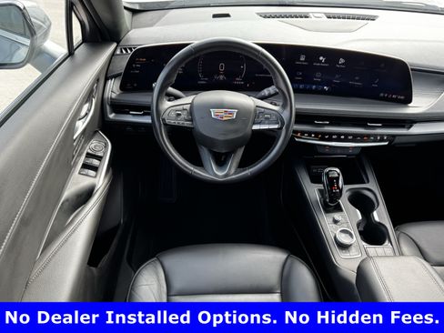Used 2025 Cadillac XT4 Premium Luxury FWD image 11