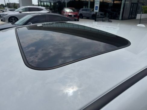 Used 2014 Nissan Sentra SR w/ Premium Package FWD image 13