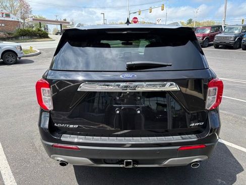 Certified 2022 Ford Explorer Limited w/ Limited Technology Package AWD/4WD image 4