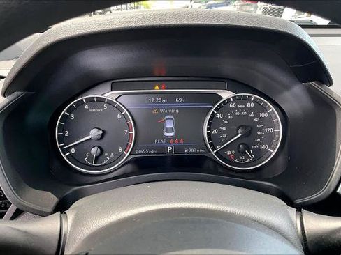Certified 2025 Nissan Altima 2.5 SV FWD image 25