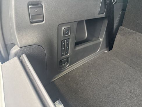 New 2025 Ford Expedition Platinum w/ Stealth Performance Package image 11