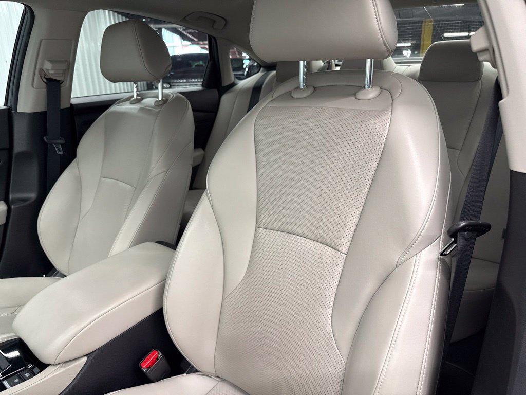 Used 2024 Honda Accord EX-L image 16