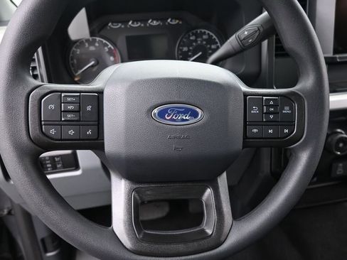 Used 2025 Ford F250 XLT AWD/4WD image 13