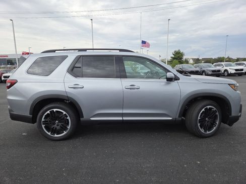 New 2026 Honda Pilot image 18