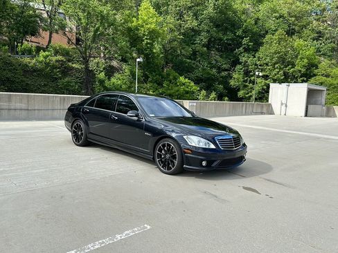 Used 2009 Mercedes-Benz S 63 AMG image 3
