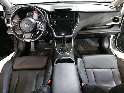 Used 2022 Subaru Outback Limited image 9