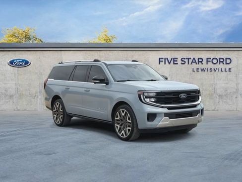Used 2025 Ford Expedition Max Platinum w/ Platinum Ultimate Package AWD/4WD image 2