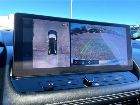 Used 2024 Nissan Rogue Platinum image 13