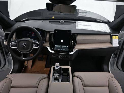 New 2026 Volvo XC90 B6 Ultra w/ Lounge Package AWD/4WD image 22