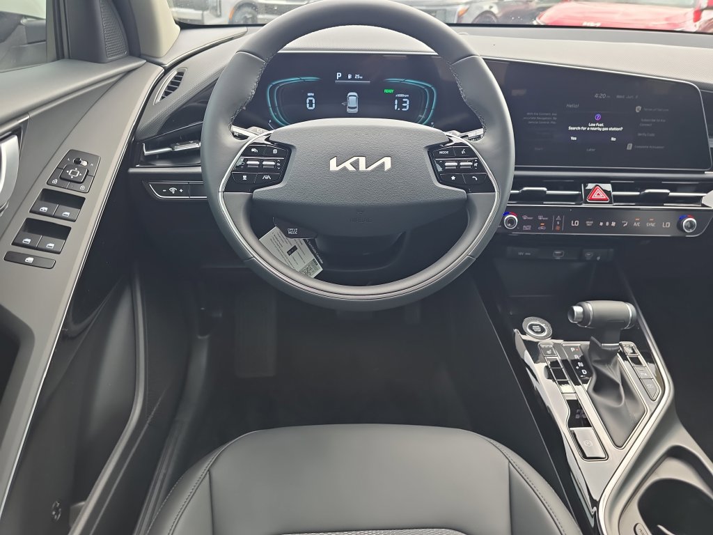 New 2026 Kia Niro EX FWD image 13
