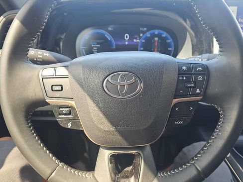 Used 2024 Toyota Crown w/ Carpet Mat Package (TMS) image 13