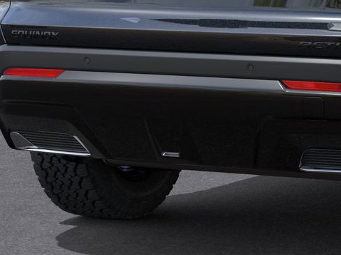 New 2025 Chevrolet Equinox ACTIV w/ Safety and Technology Package image 14