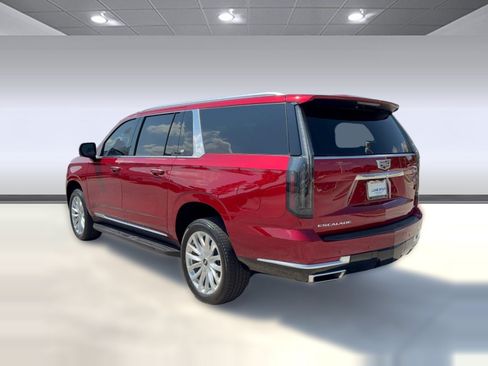 Used 2026 Cadillac Escalade ESV 2WD w/ LPO, Floor Liner Package image 3