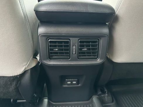 Used 2025 Toyota RAV4 XLE image 21