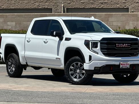 Certified 2025 GMC Sierra 1500 AT4 AWD/4WD image 2