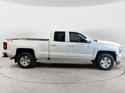 Used 2018 Chevrolet Silverado 1500 LT w/ Trailering Package AWD/4WD image 7