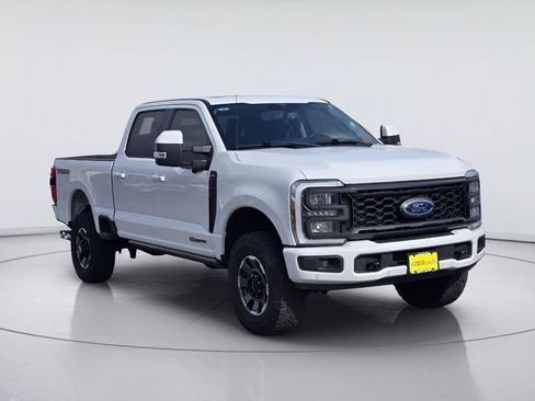 Certified 2023 Ford F250 Lariat w/ Lariat Ultimate Package AWD/4WD image 3