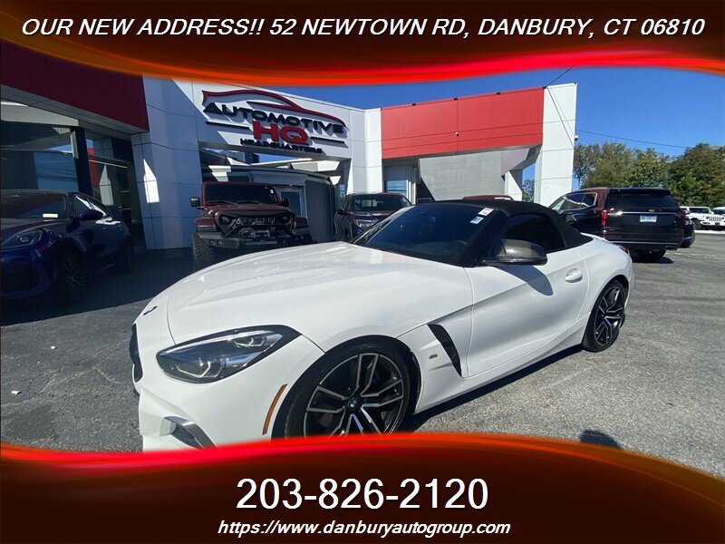 Used 2020 BMW Z4 M40i w/ Executive Package RWD image 3