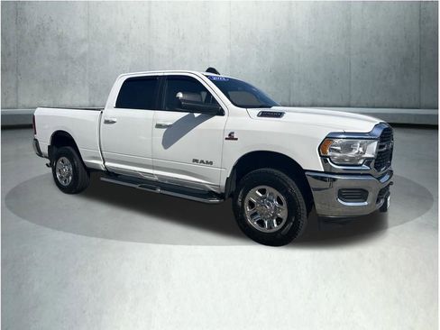 Used 2022 RAM 2500 Big Horn AWD/4WD image 9