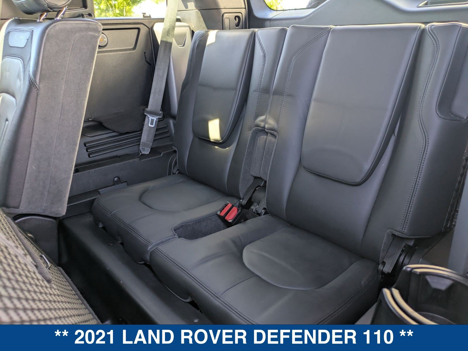 Used 2021 Land Rover Defender 110 X-Dynamic HSE AWD/4WD image 15