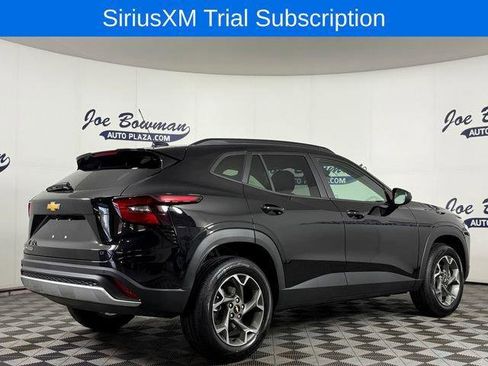 New 2026 Chevrolet Trax LT w/ Driver Confidence Package FWD image 6