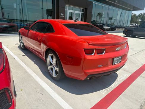 Used 2013 Chevrolet Camaro SS RWD image 7