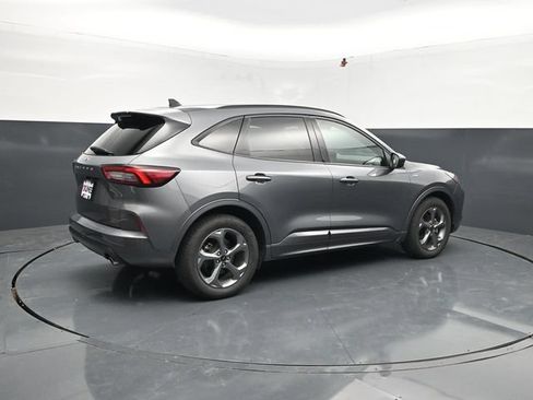 Used 2024 Ford Escape ST-Line FWD image 9
