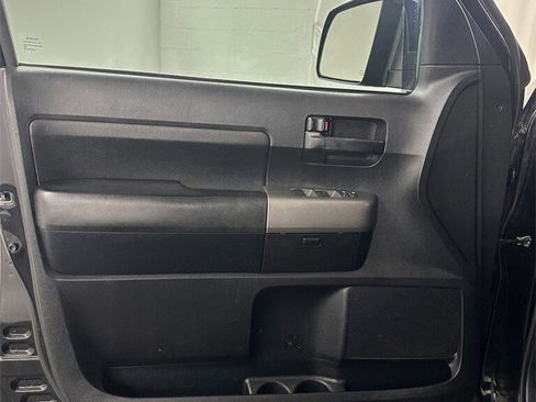 Used 2010 Toyota Tundra 4x4 Double Cab image 8