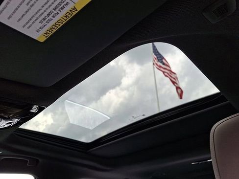 Certified 2026 BMW 530i xDrive w/ Premium Package image 9