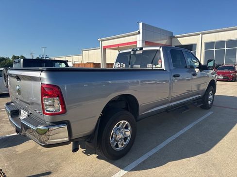 Used 2024 RAM 2500 Tradesman w/ Chrome Appearance Group AWD/4WD image 2