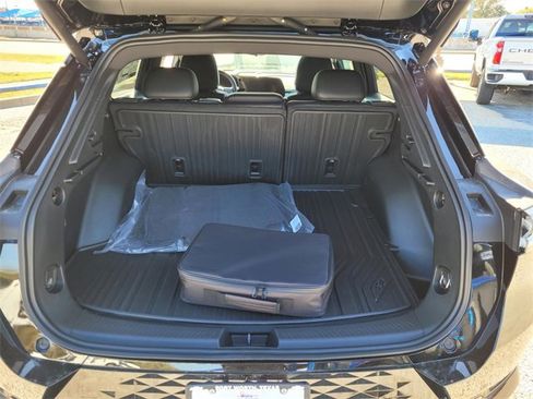 New 2026 Chevrolet Equinox EV RS image 6