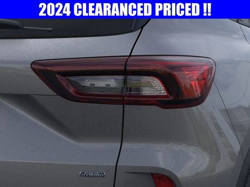 New 2024 Ford Escape SE image 21