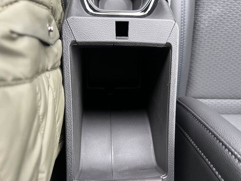 New 2026 Jeep Compass Latitude image 24